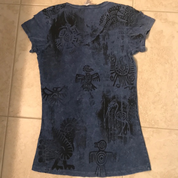 Women’s small indigo blue petroglyph t-shirt - Picture 3 of 3